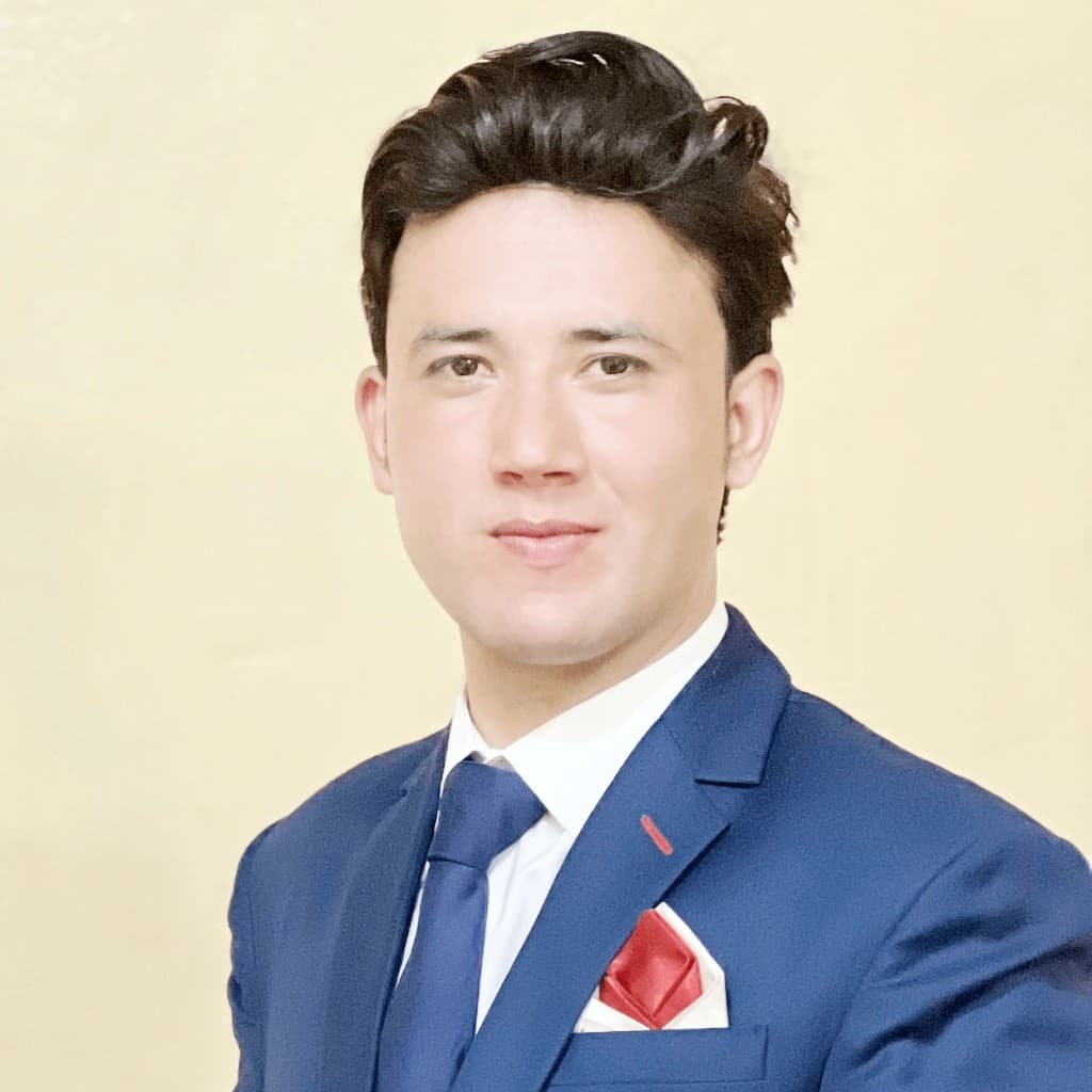 Fahad Bangash, Senior Full Stack Engineer